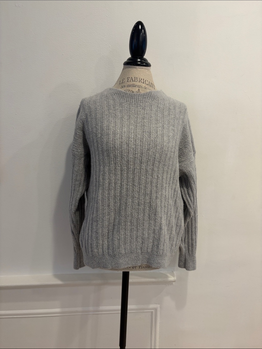 Ribbed Crewneck Sweater in Light Gray